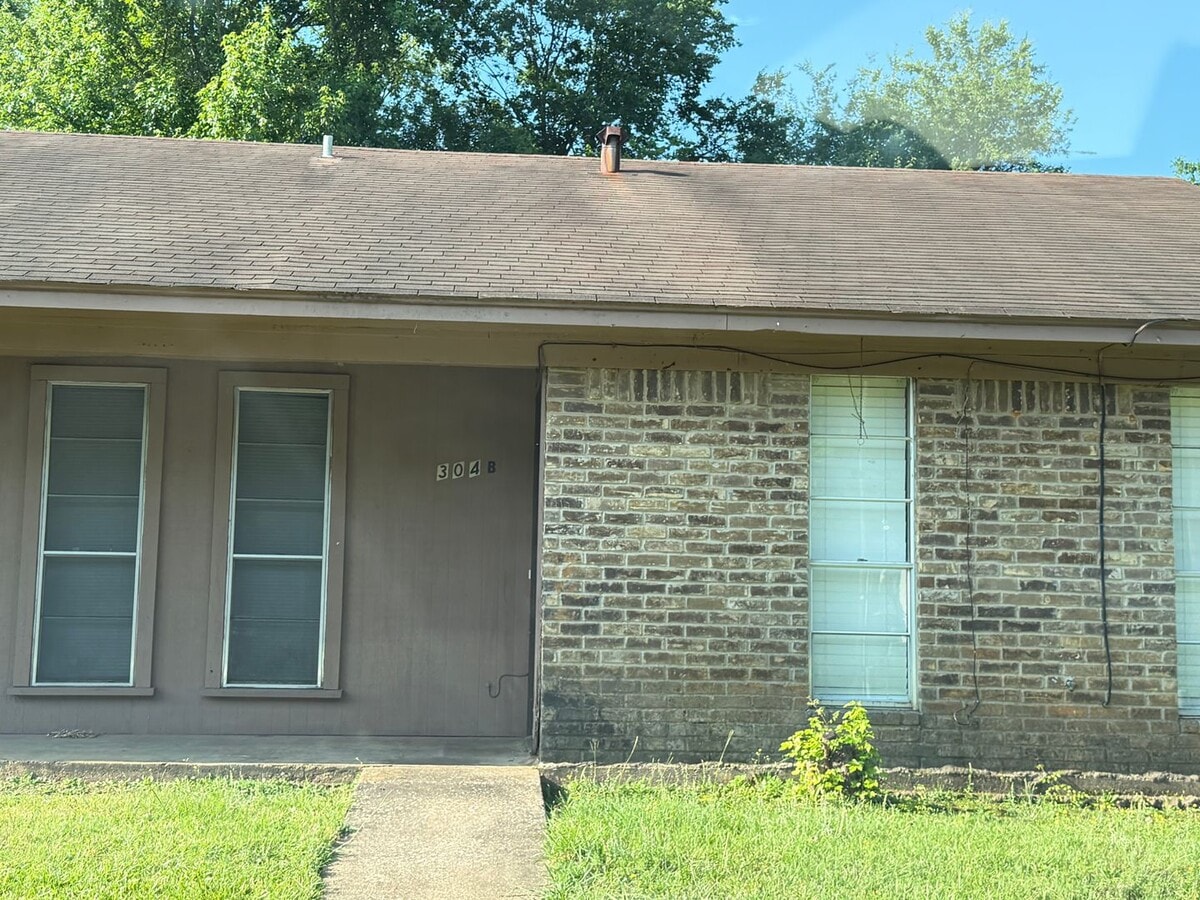 Photo - 304 Nikki Dr Unit A