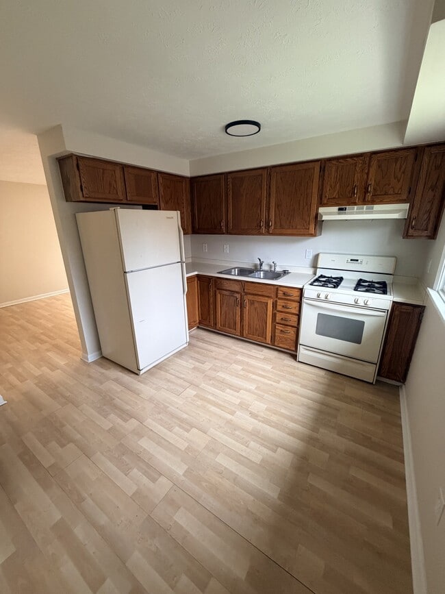 27 Hillbridge Cir