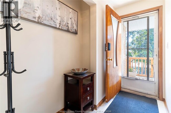 Photo - 760 Wallace Ave