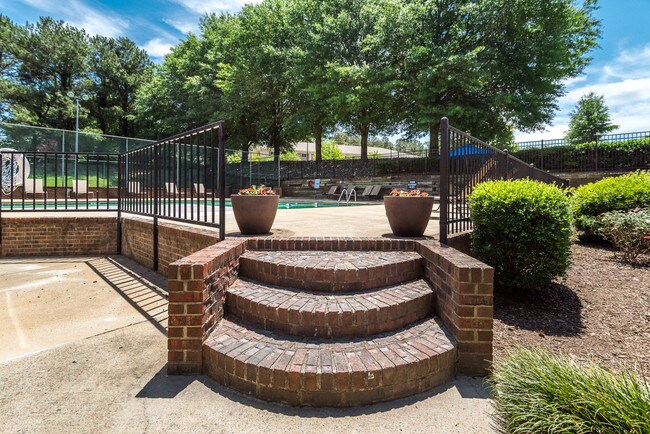 Rock Creek Apartments