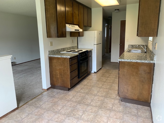 Building Photo - 2750 Park Ave Rental