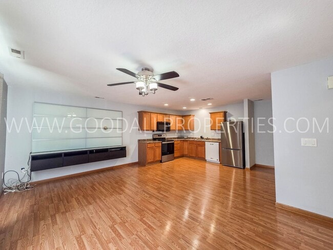 Photo - Beautiful 2 Bed, 2 Bath Townhome with 2-Car Garage in Ankeny!