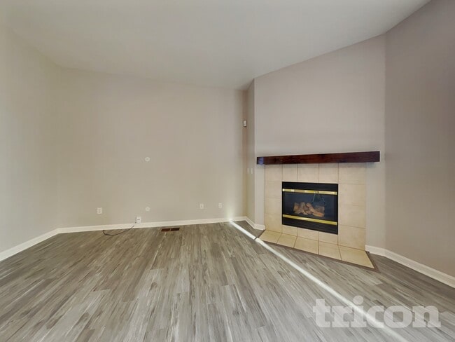 Photo - 9570 Long River Dr