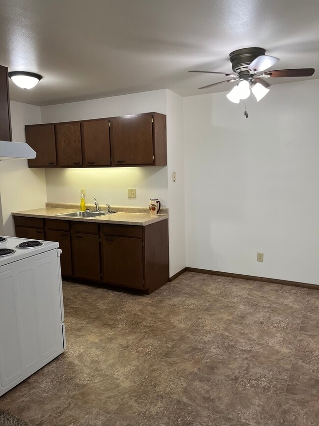 Photo - Prentice Arms