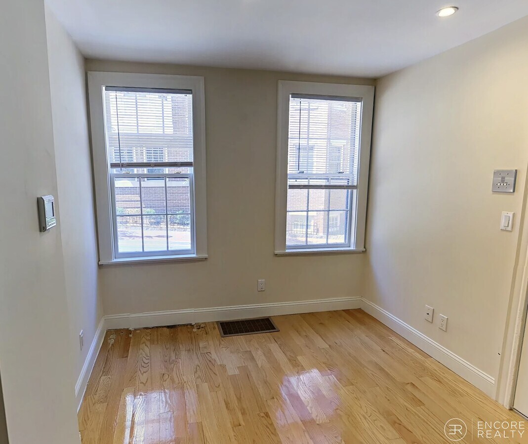 Photo - 61 Joy St Unit 1