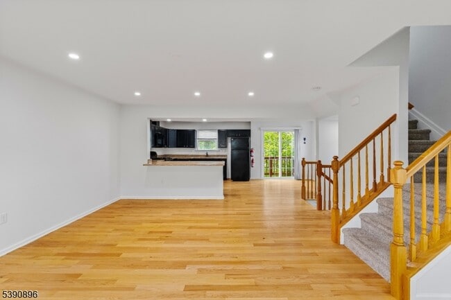 8 Alfred Ave