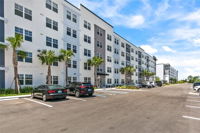Photo - 5579 Millennia Park Dr Unit 121