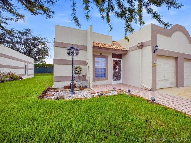 9160 Fairbanks Ln