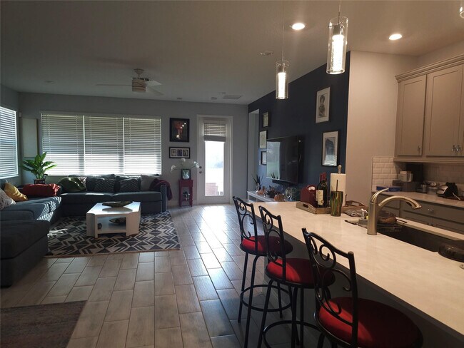 Photo - 4161 Marina Way