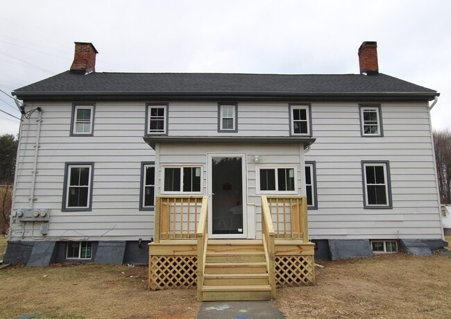 Building Photo - 126 Maxwell Ln Unit Apt. 1