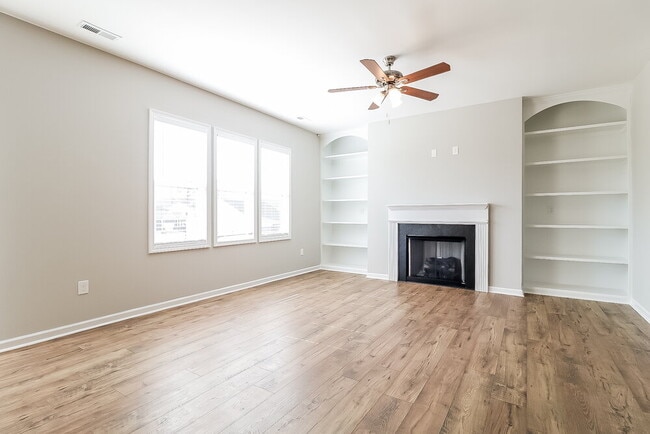 Photo - 12 Patagonia Pl