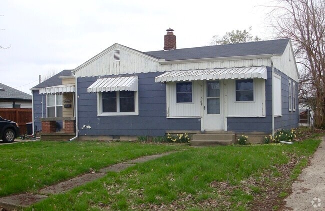 Building Photo - 569 NE 9th St Rental