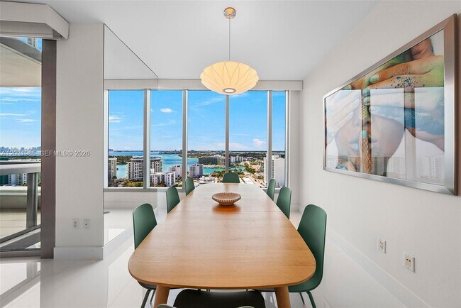 6899 Collins Ave Unit 1903