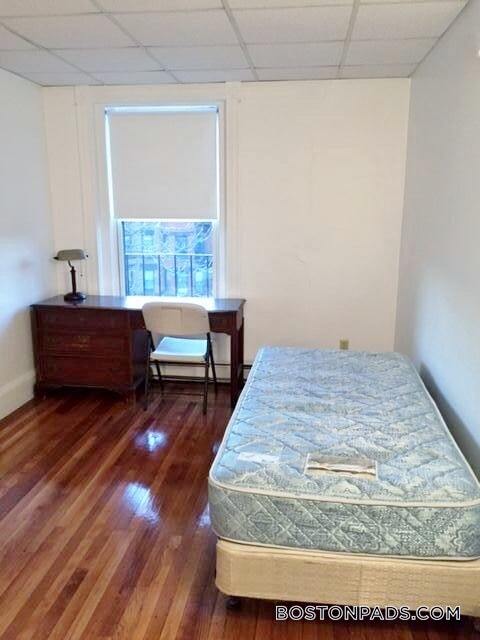 Photo - 854 Beacon St Unit 14