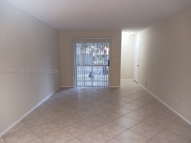 Photo - 3500 Gateway Dr Unit 106
