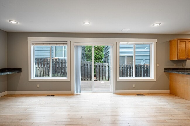 Photo - 3 Bedroom Townhome at The Vineyard