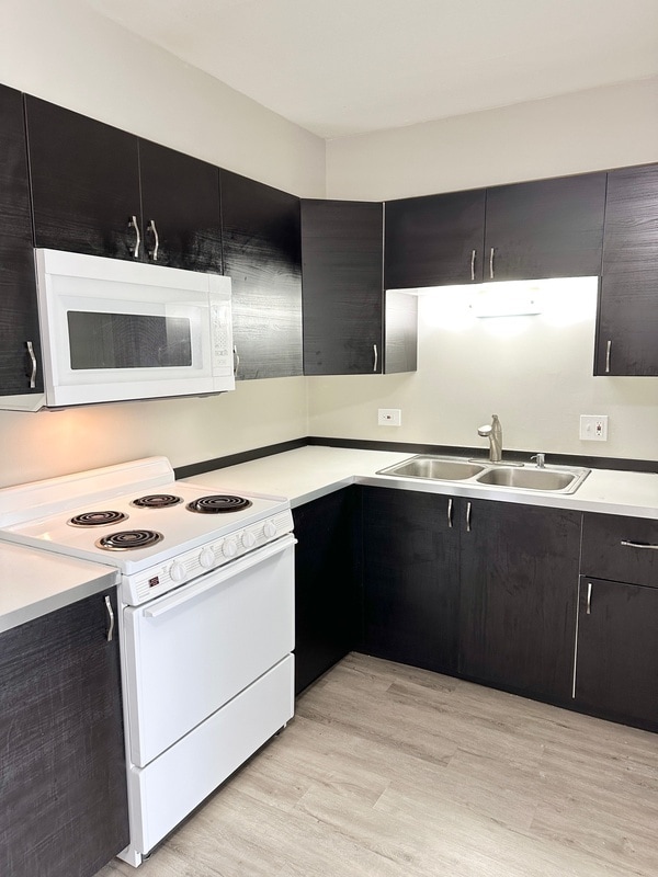 Photo - 9709 W Lorraine Dr Unit Apt 10