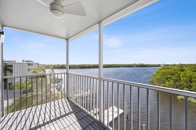 Photo - 689 NE 6th Ct Unit 4010