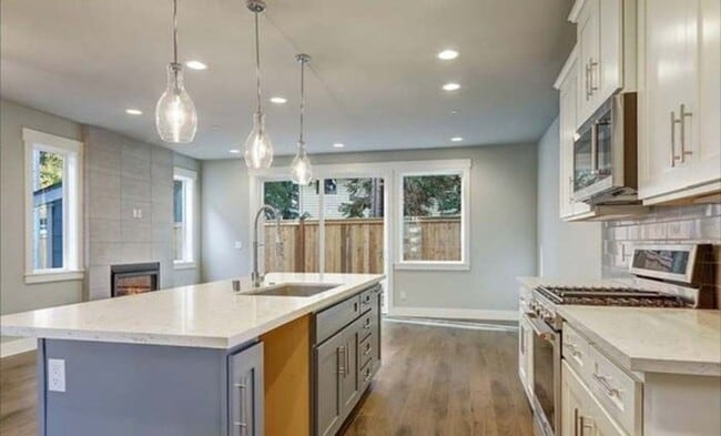 Photo - Beautiful 3 bed Home in Edmonds