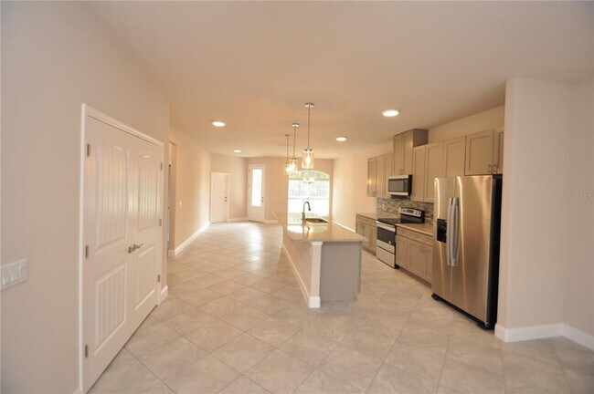 Photo - 226 Coral Reef Ct N