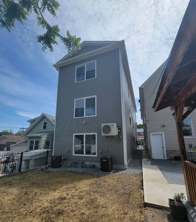 Back - 153 E 23rd St Unit 2