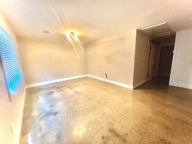 Photo - 3807 Mc Vay St SW Unidad 3807 Mcvay K
