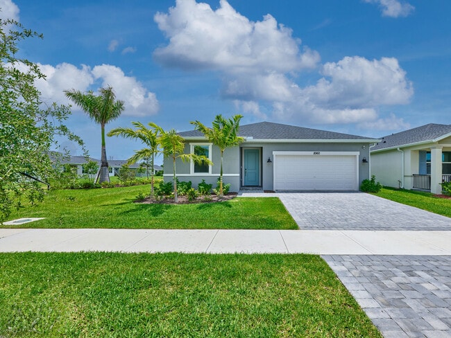 Building Photo - 8960 Dahlia Cir