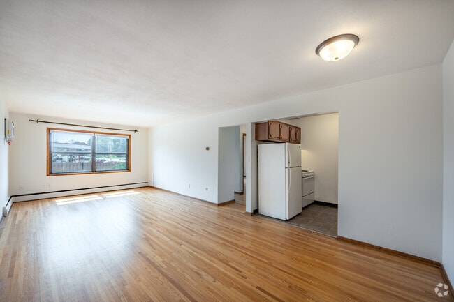 2BR, 1BA - 1,000SF - Living Room