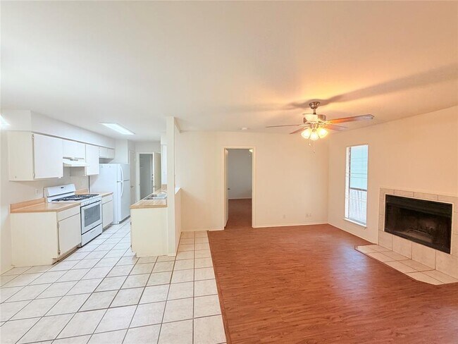 405 Parkhill Cove