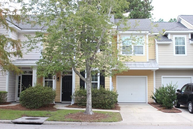 Building Photo - Wellstone Townhouse