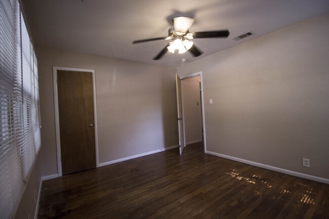 1004 Crescent