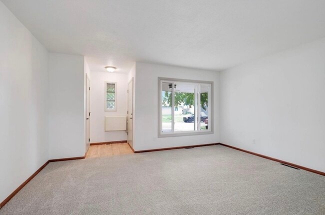 Photo - 730 6th Ave S Unidad 730 6th Ave S
