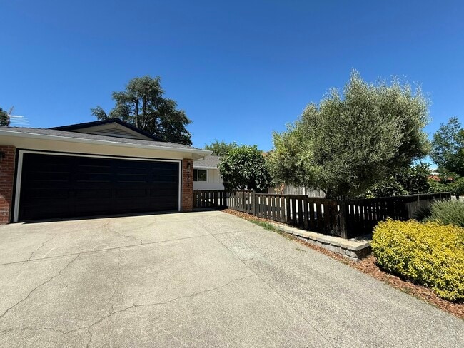 Photo - 2313 Clemson Dr
