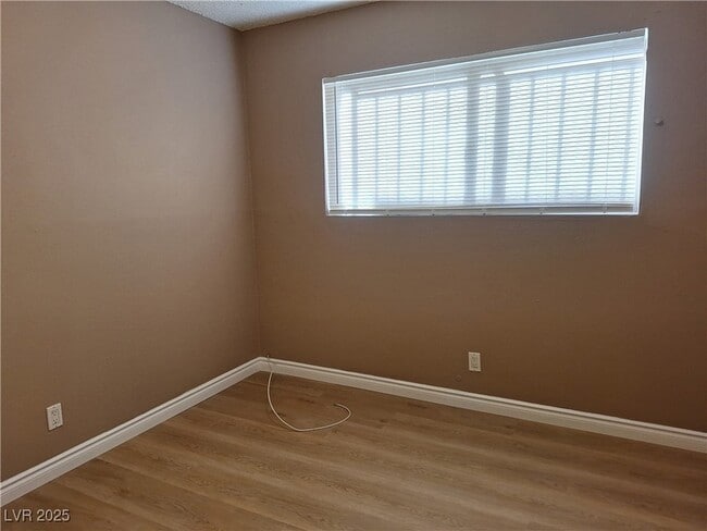 Photo - 489 North Cir Unidad 2