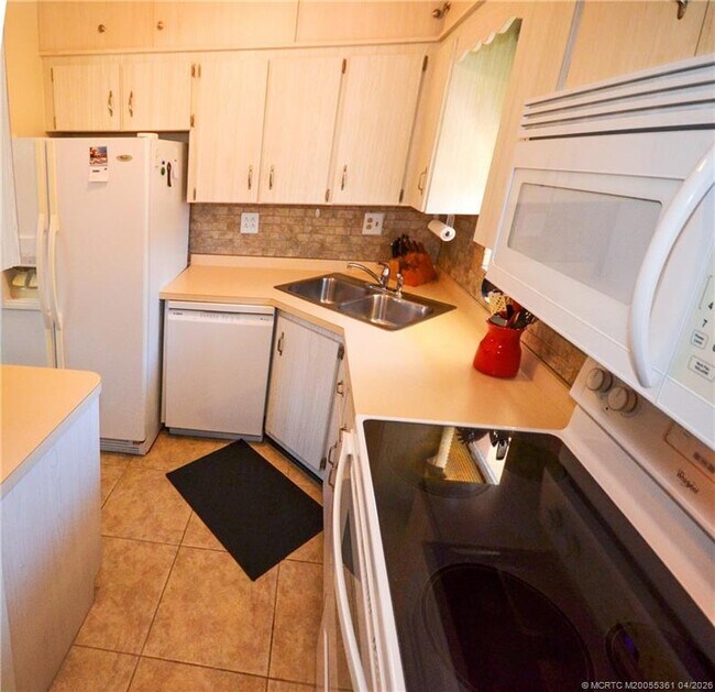 Photo - 1963 SW Palm City Rd Unit F