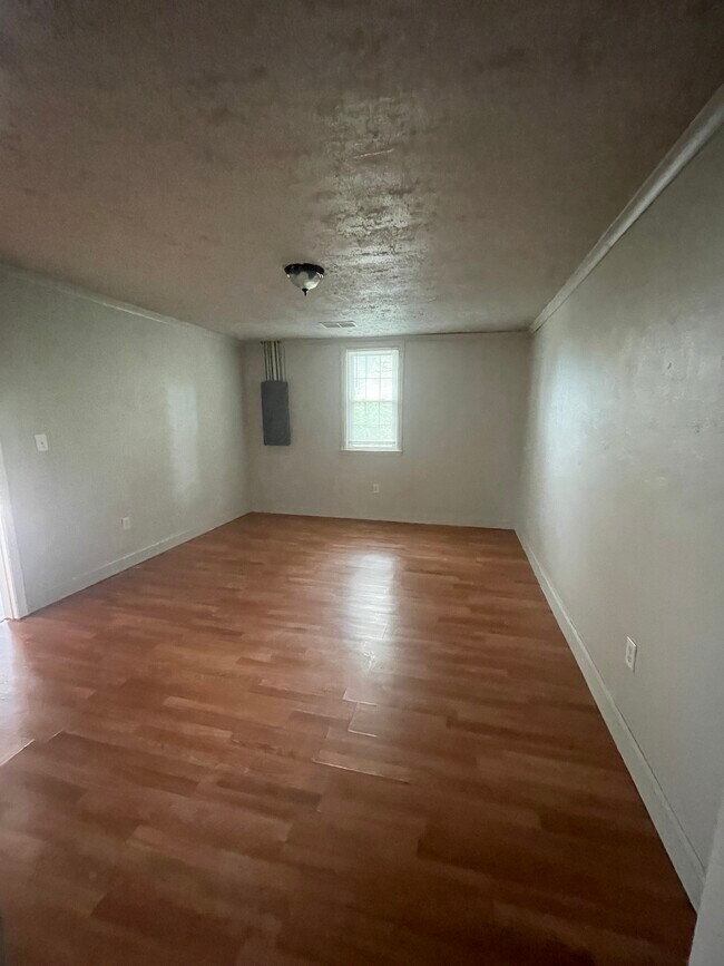 Photo - 2564 Wheeler Rd