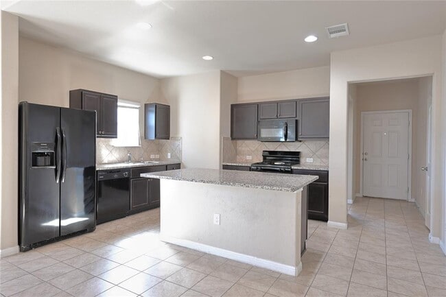 Photo - 1525 Maier Dr