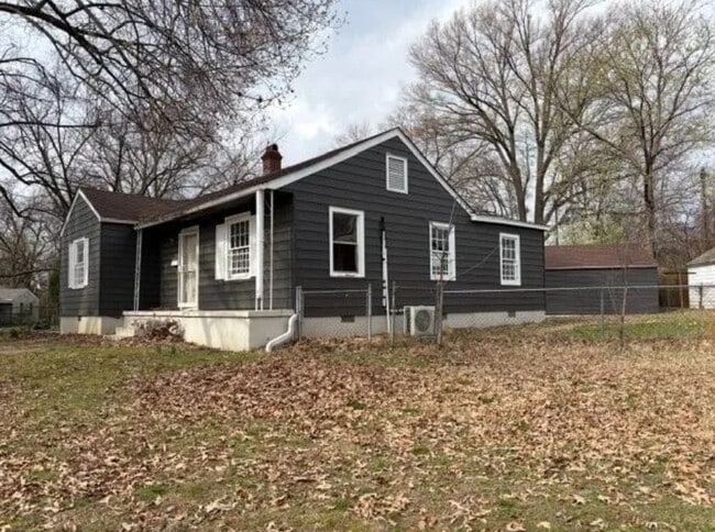 Photo - 2751 Henley Dr