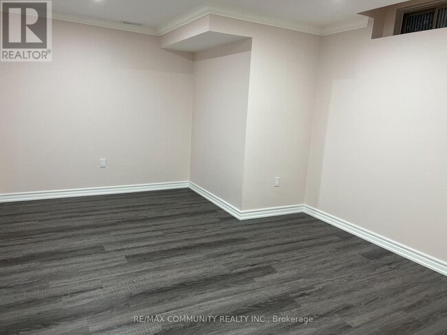 Photo - 1177 Church St N