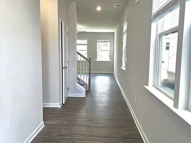 Photo - 98 Windover Wy