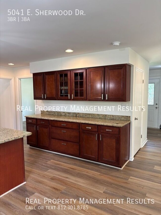Photo - 5041 E Sherwood Dr