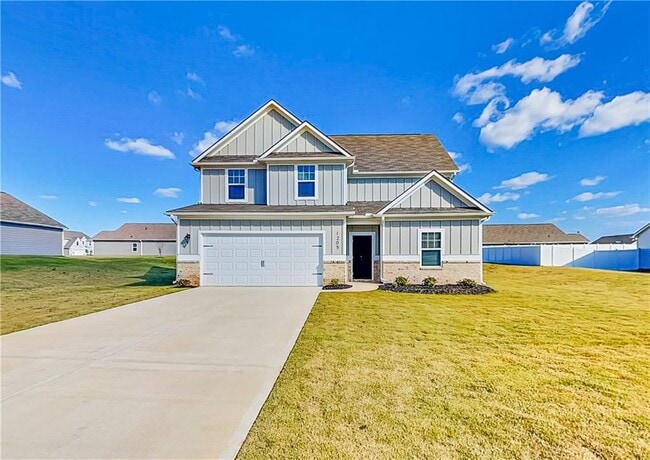 Building Photo - 1205 Fendt Dr