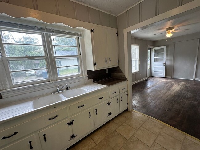 Photo - Sycamore/S 7th Unit 530 S 7th