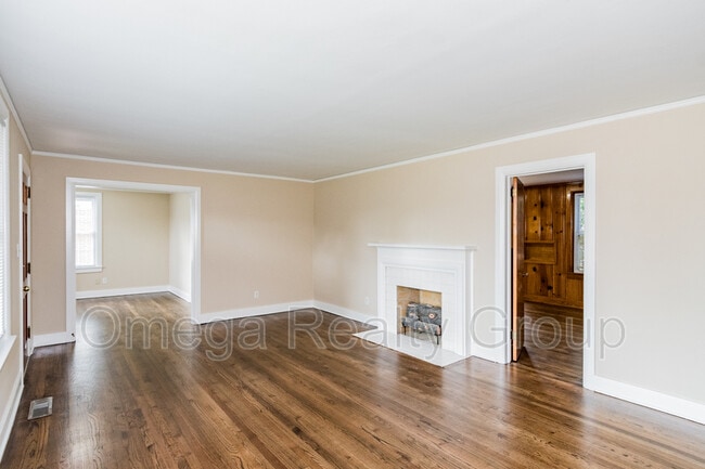 Photo - 2725 Brevard Ave