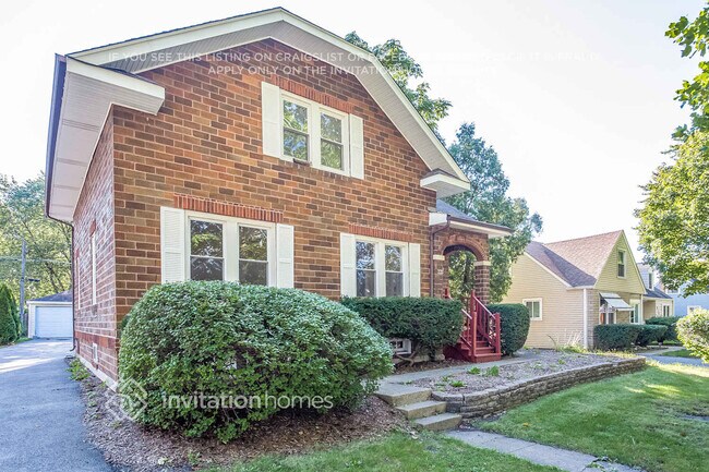 Photo - 223 N Biermann Ave