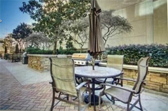 3040 Peachtree Rd NW Unit 1911