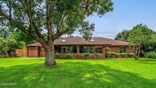 Building Photo - 16 Forest View Way