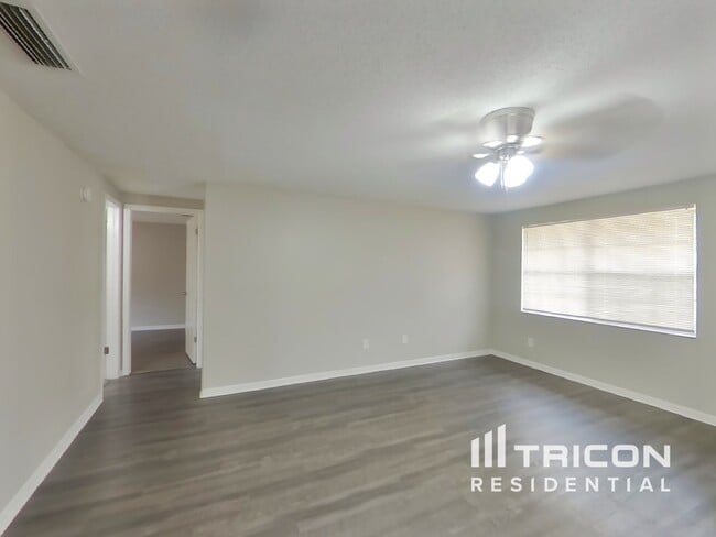 Photo - 1203 Seffner Valrico Rd