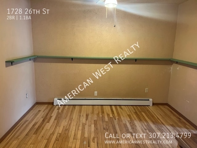 Photo - 1728 26th St