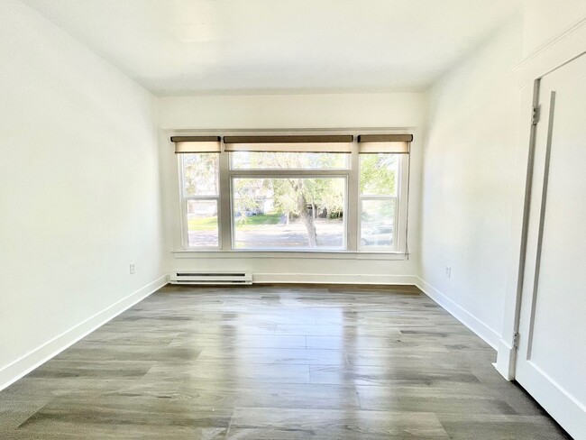 Photo - Beautiful Remodeled Studio on South Hill! Unit A